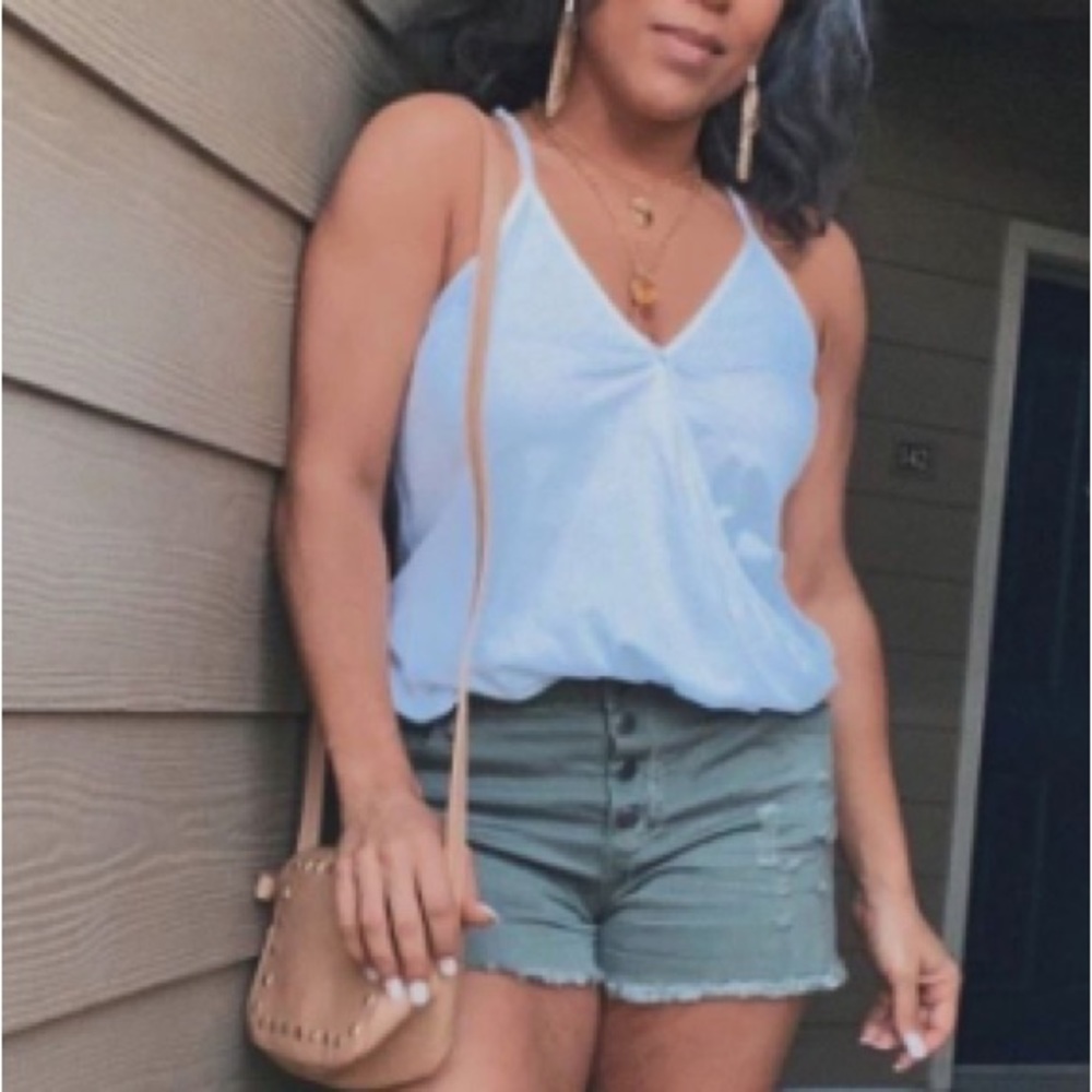 White wrap style tank top, PRETTY! Sz SM - Picture 10 of 11